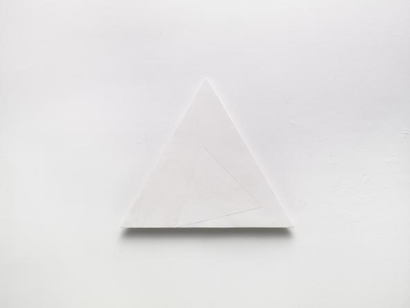 Angles VI, 2004
Gesso, plaster & linen over wood
21 1/4 inches each side
SGI2253