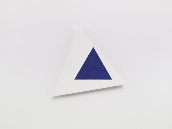 Blue Angle, 2002
Oil, wax medium & gesso on linen over wood
21 1/4 inches each side
SGI3195