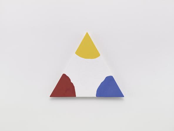 Angles (Calder), 2015
Oil, cold wax medium & gesso on linen over wood
21 1/4 inches each side
SGI3201