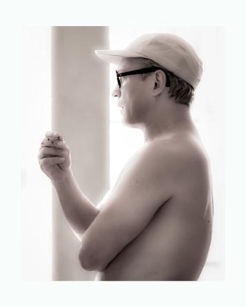 The Eileen Gray Project: The Price of Desire #11, 2014
Archival pigment print on Somerset paper
35 1/2 x 27 1/2 inches
Edition of 25
SGI2825