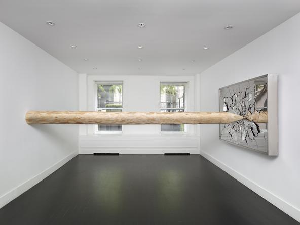 Ksana, 2015
Mirror finished stainless steel, steel, wood
Steel: 49 x 73 x 6 inches; wood: 14 1/2 feet long
SGI2854