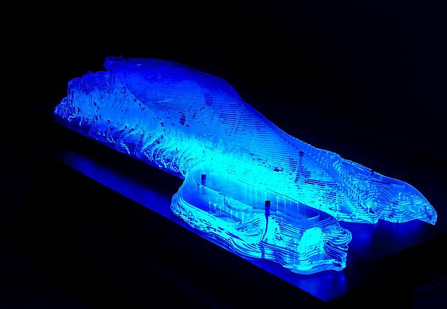 Amber Metamorphosis, 2012
LEDs, acrylic, stainless steel
35 1/2 x 82 1/2 x 23 1/2 inches
Edition of 5
SGI2499