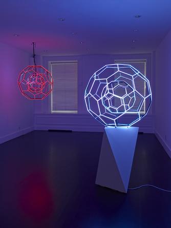 Installation view: Leo Villareal, Buckyball, 2014