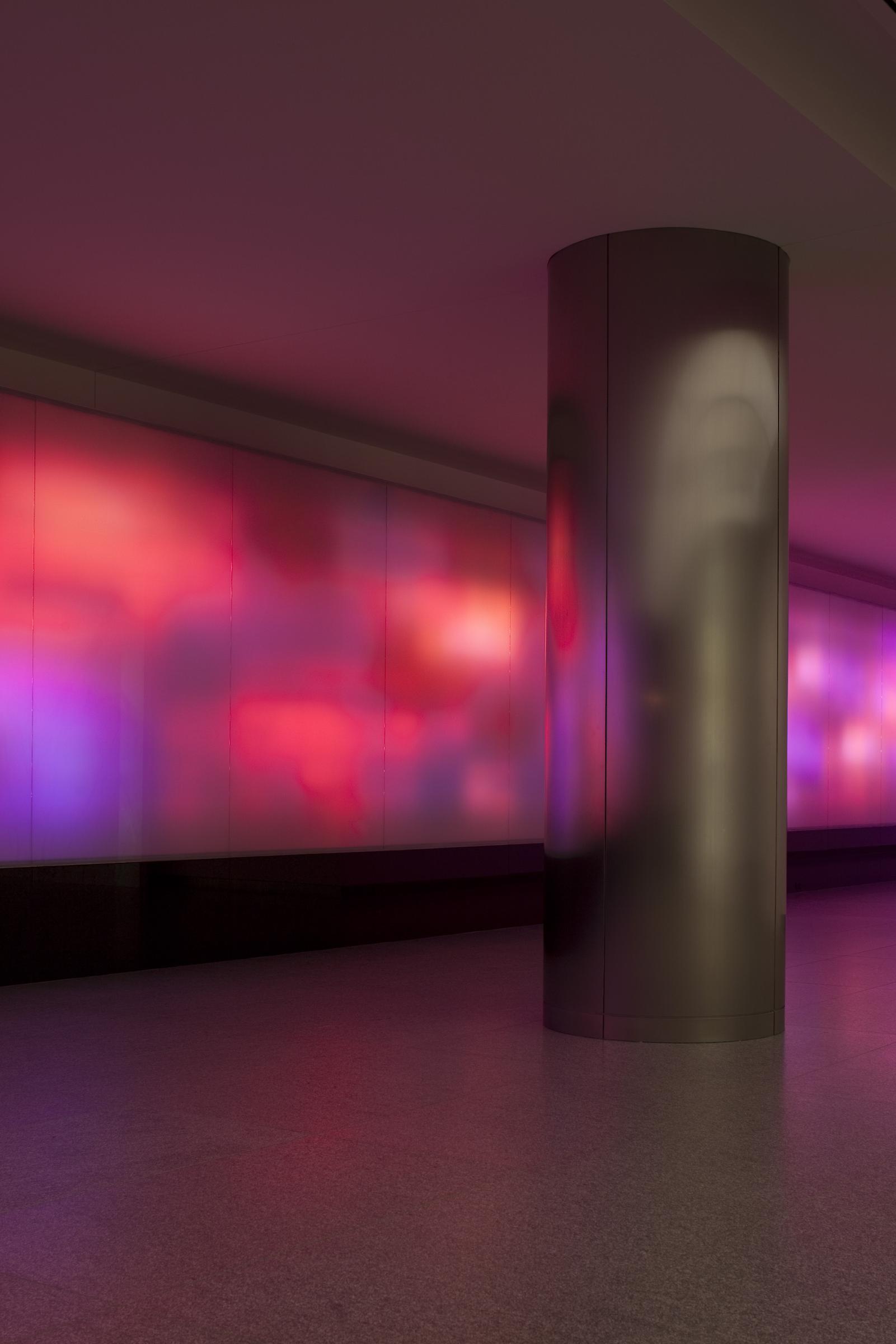Threshold (1801K), 2008
Site specific installation
LEDs, glass, custom software, electrical hardware
8 x 180 feet