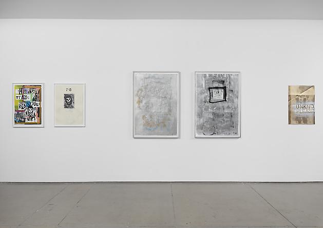 radio amnesia: a survey of works on paper 1997-2013
Installation view