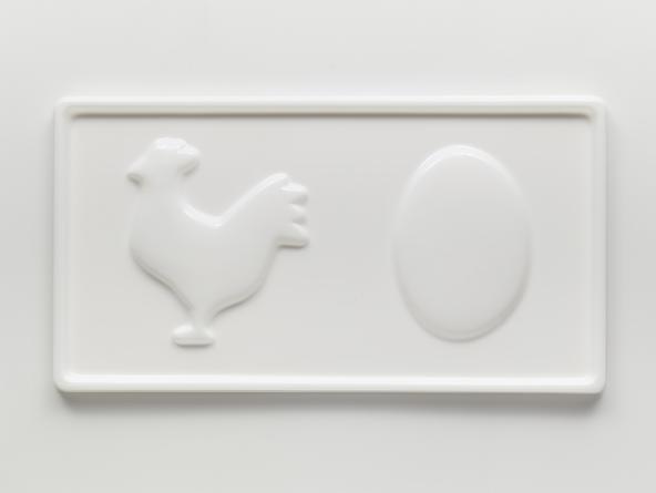 Chicken/Egg, 2013
Vacuum-formed plastic
17 x 32 x 1 inches
Edition of 20
SGI2501