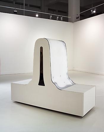 Tivoli, 2004
Cement, stainless steel, aluminum, refrigeration units, copper pipes, foam
75 x 39 1/4 x 94 1/2 inches
GLG616